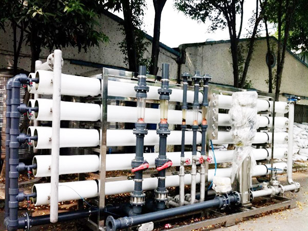 工業純水設備怎么保養？純水設備為什么流臟水？